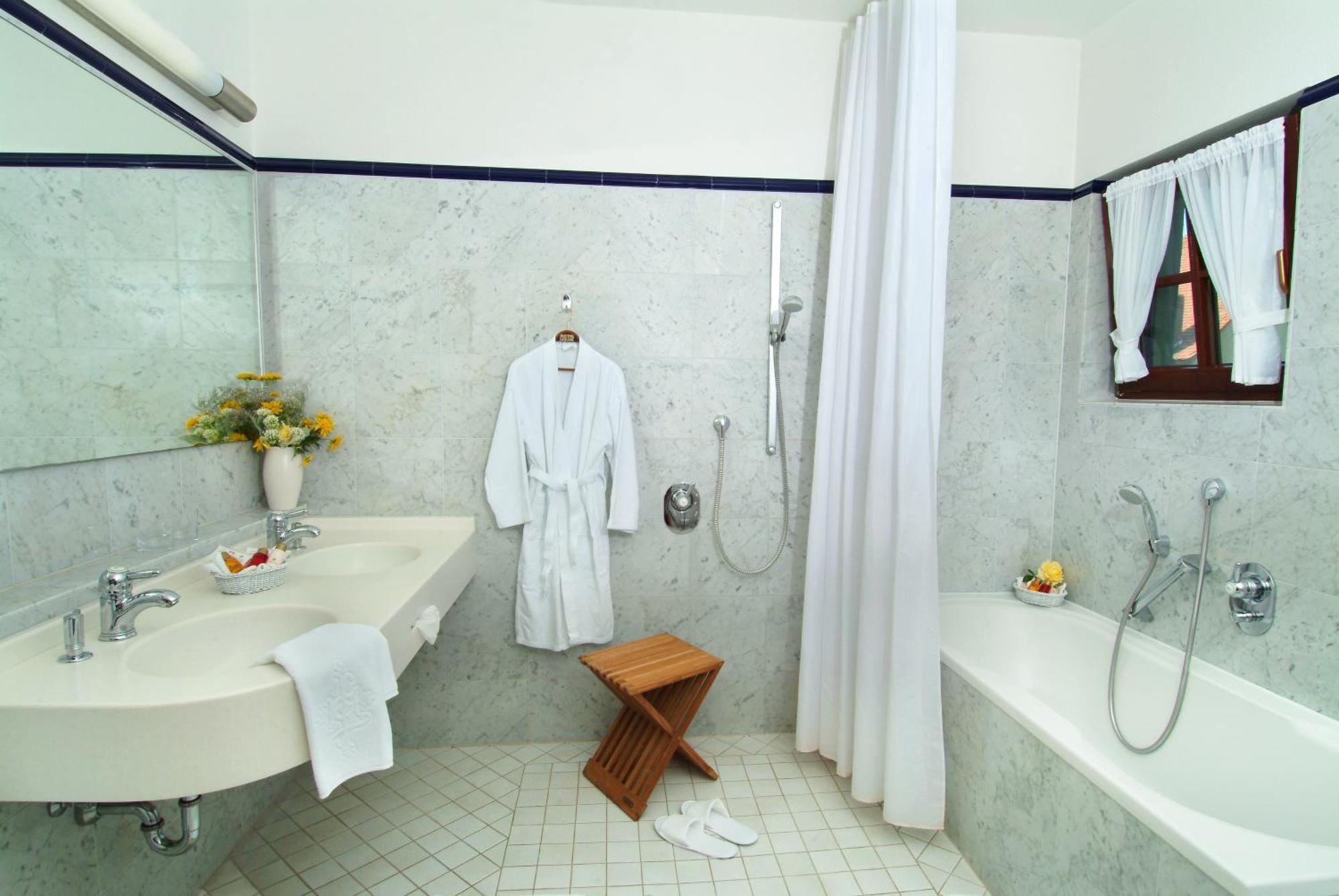 Hotel Leicht Biebelried Kültér fotó